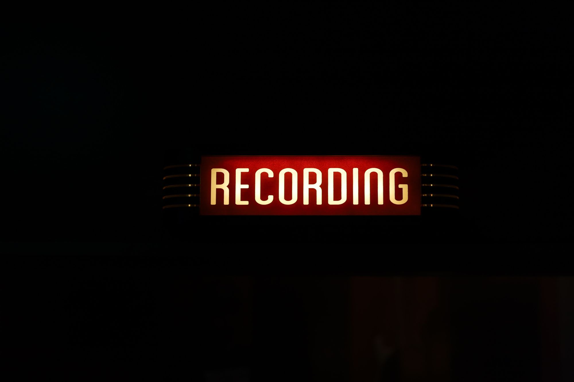 Recording light sign for studio in MTL, QC