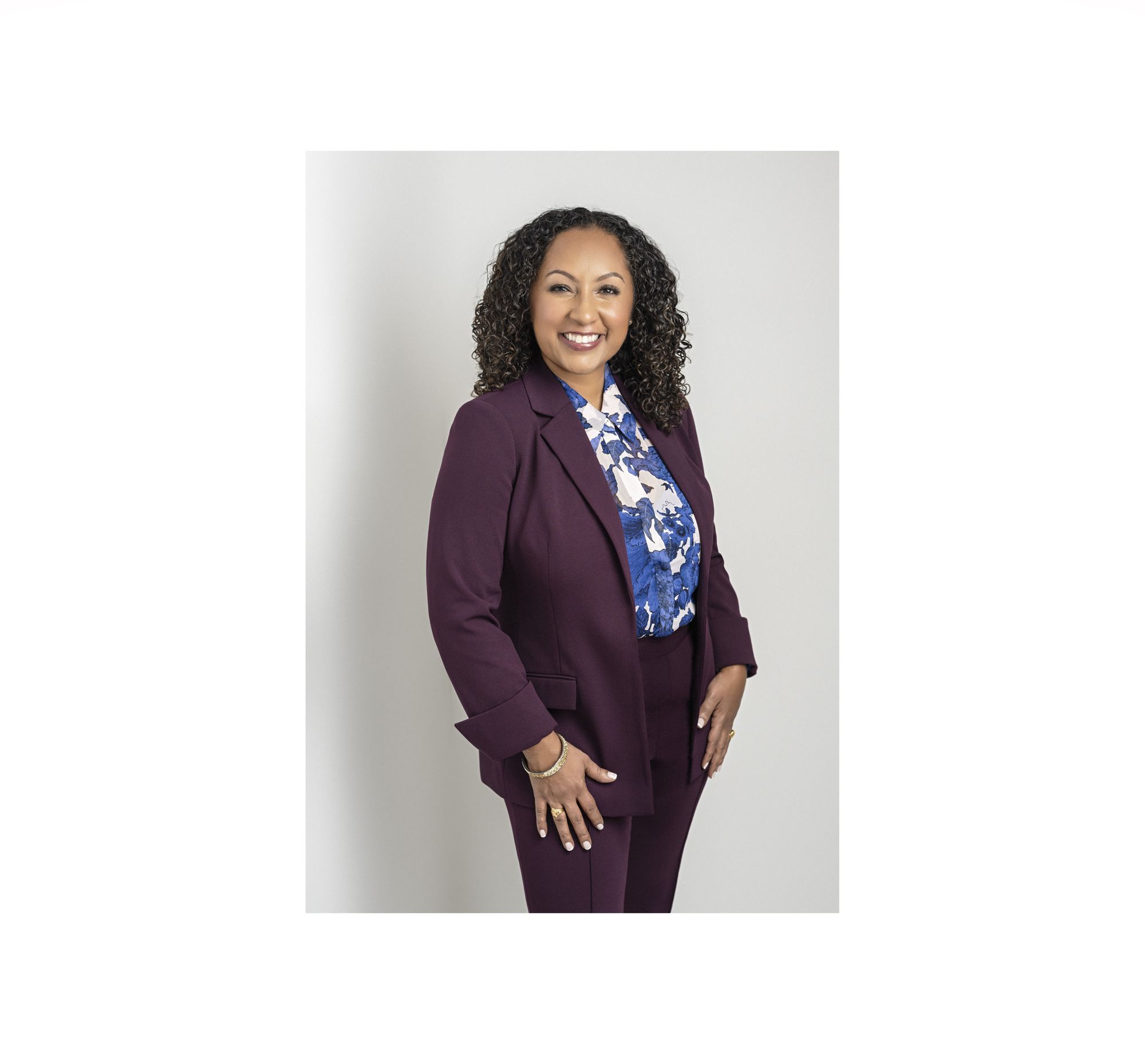 Solutions to Complex Social Challenges - Flying Elephant