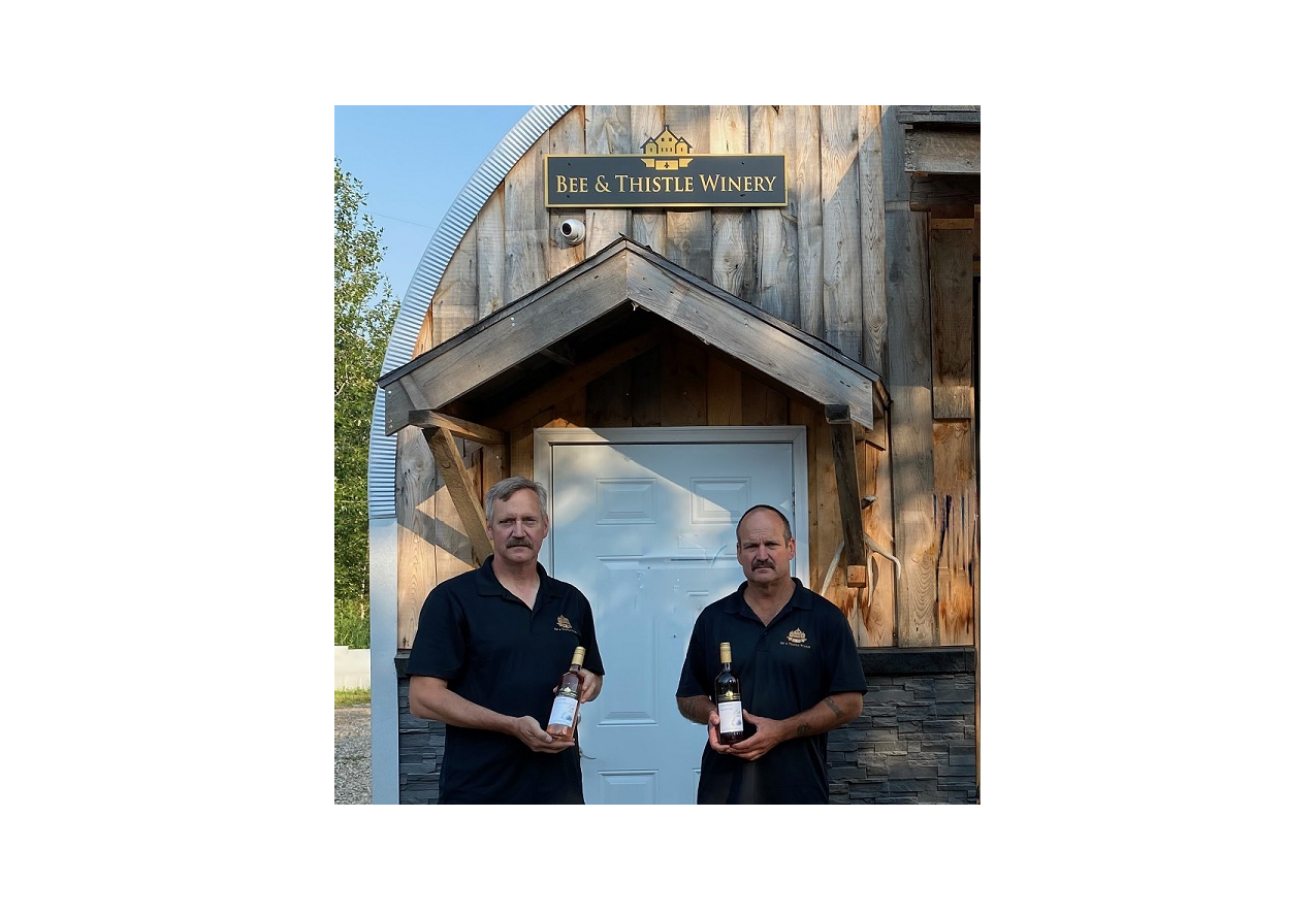 Award-Winning Fruit Winery - Bee & Thistle Winery