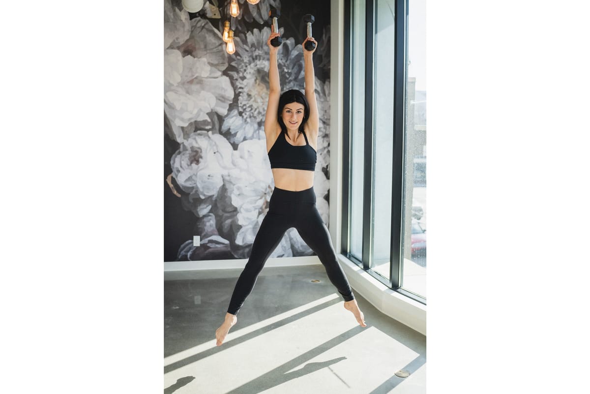 Makes You Sweat and Burn Hundreds of Calories Barre Belle